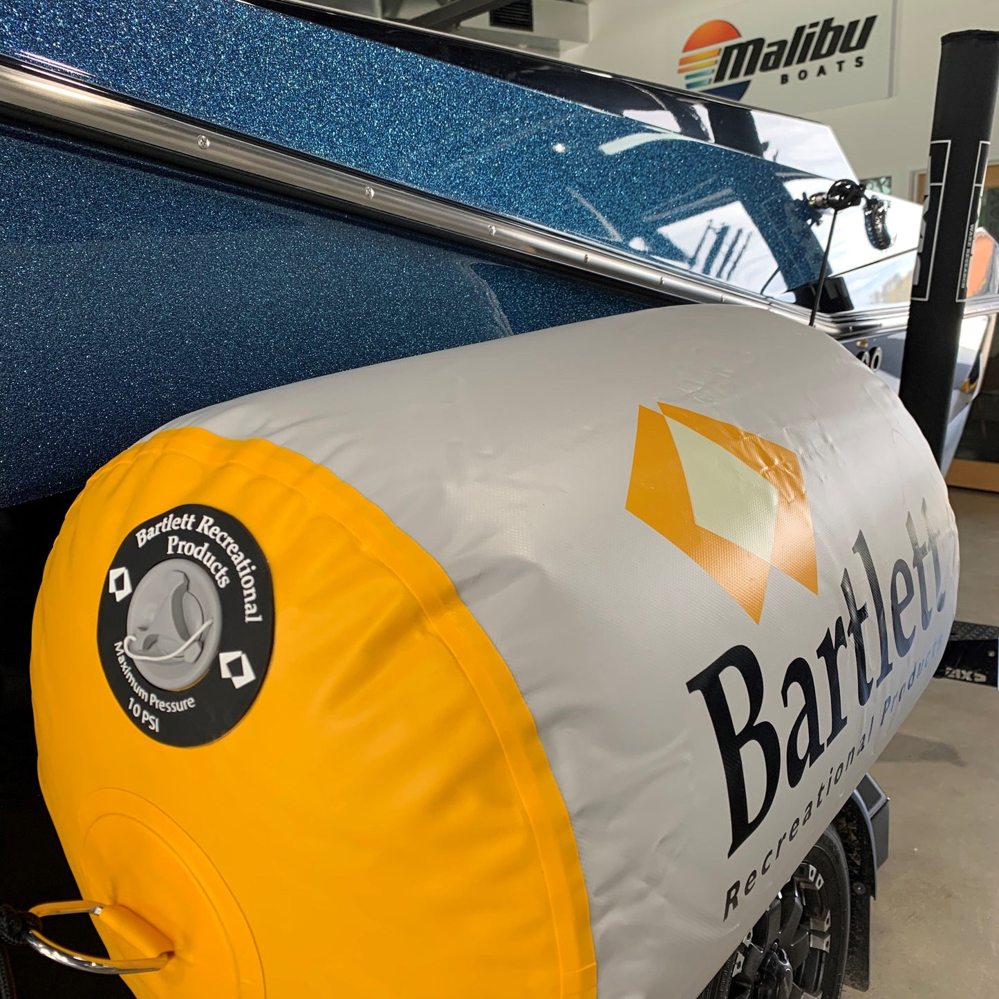 INFLATABLE BOAT FENDER 0.6M (2FT)