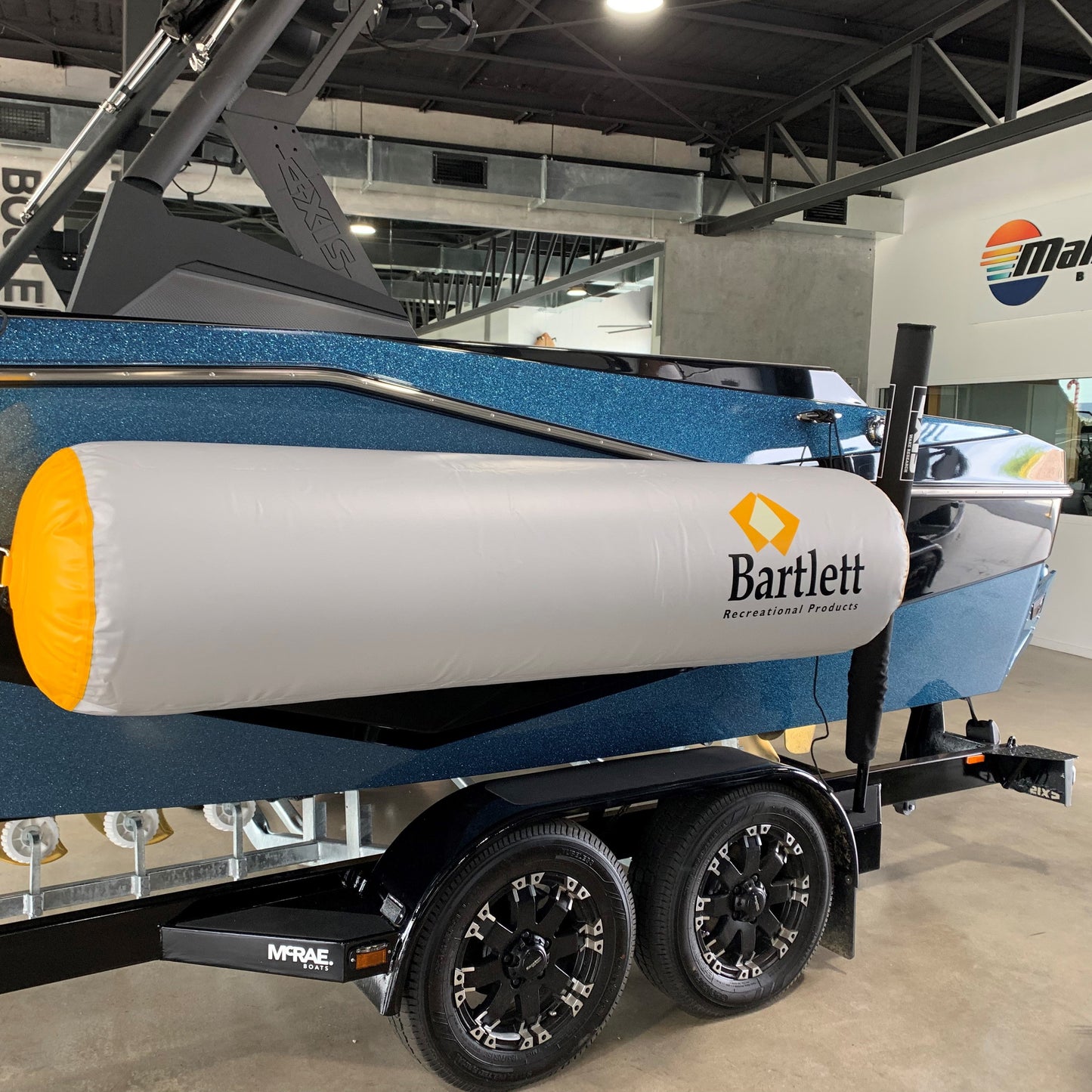 INFLATABLE BOAT FENDER 1.8M (6FT)