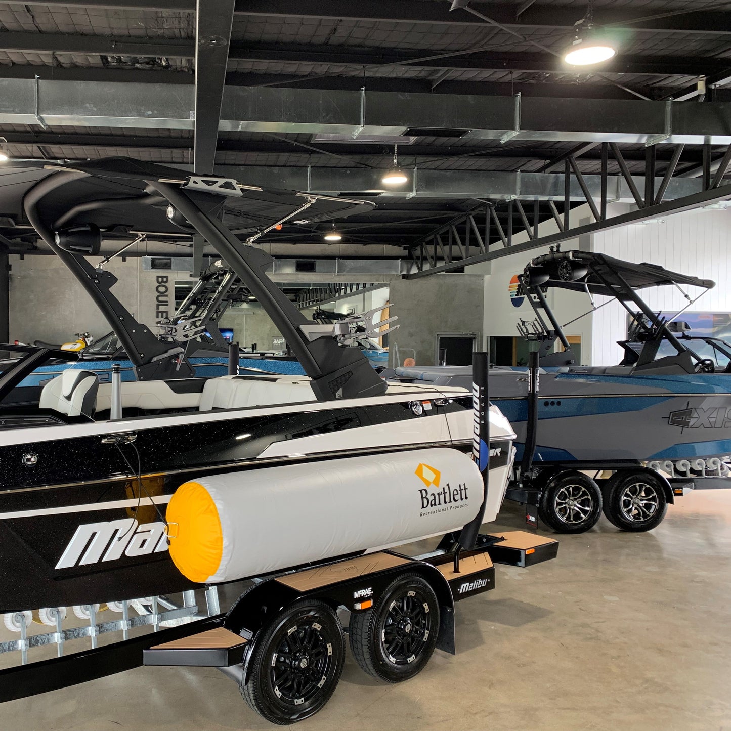 INFLATABLE BOAT FENDER 1.8M (6FT)