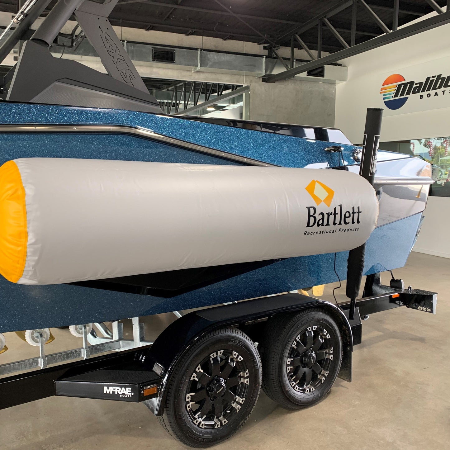 INFLATABLE BOAT FENDER 1.8M (6FT)